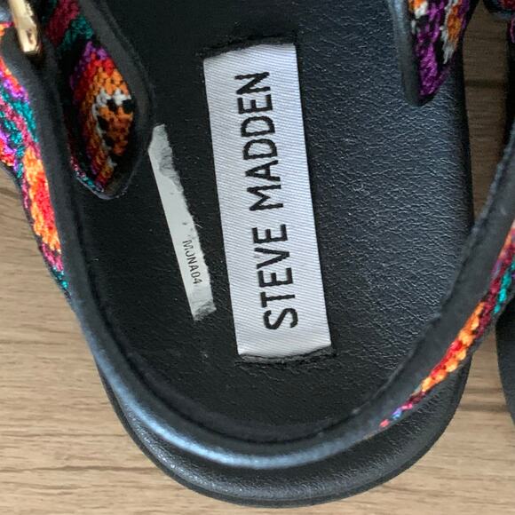 Steve Madden Mona Sandal Vibrant Colorful Womens 6 / Youth 4.5 Three Strap Bold - Picture 2 of 16